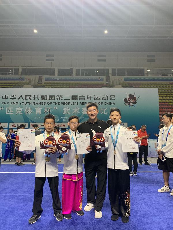dce47eb3b2a56b920dc8a1012c7090b.jpg